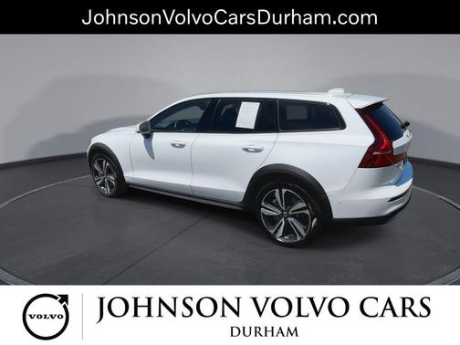 Crystal White Pearl 2025 Volvo V60 Cross Country Plus, B5 AWD Gas (mild hybrid)