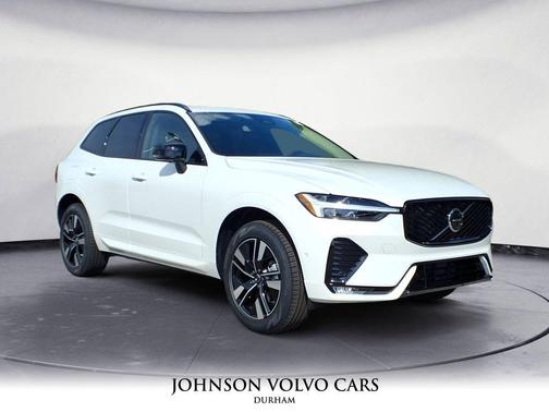 2026 Volvo XC60 B5 Plus