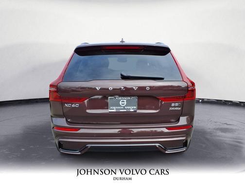 2026 Volvo XC60 B5 Ultra