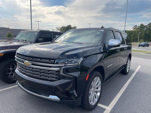 2023 Chevrolet Suburban Premier