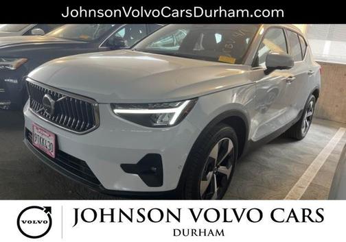 Cloud Blue 2025 Volvo XC40 B5 Plus Bright Theme