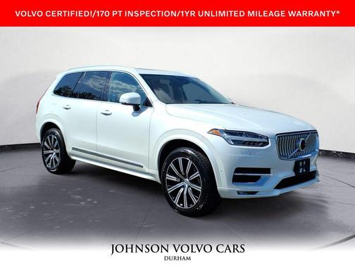 2023 Volvo XC90 B5 Plus