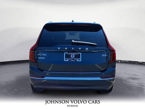 2026 Volvo XC90 B5 Plus 7-Seater