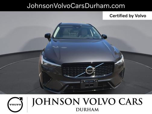 Platinum Grey Metallic 2023 Volvo XC60 B5 Ultimate Dark Theme