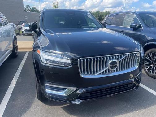 2024 Volvo XC90 Recharge Plug-In Hybrid T8 Plus Bright Theme 7-Seater