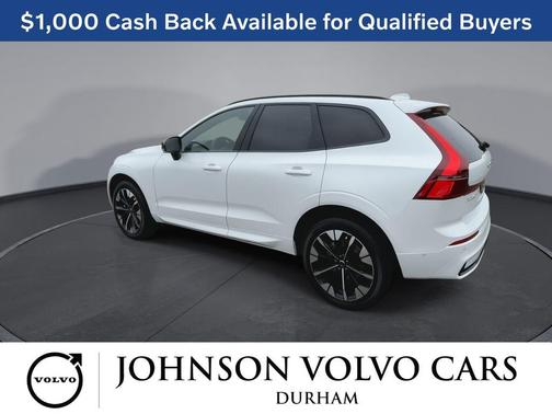 Crystal White Metallic 2026 Volvo XC60 B5 Plus
