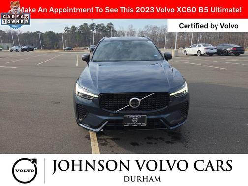 2023 Volvo XC60 B5 Ultimate Dark Theme
