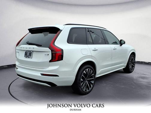 2026 Volvo XC90 B6 Ultra Dark Theme 7-Seater