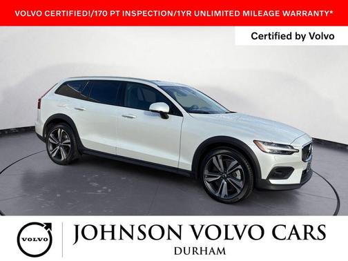 2025 Volvo V60 Cross Country Plus, B5 AWD Gas (mild hybrid)