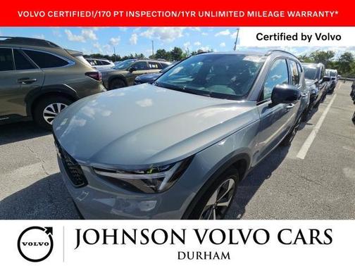 Vapour Grey Metallic 2026 Volvo XC40 Plus, B5 AWD Gas (mild hybrid), Dark