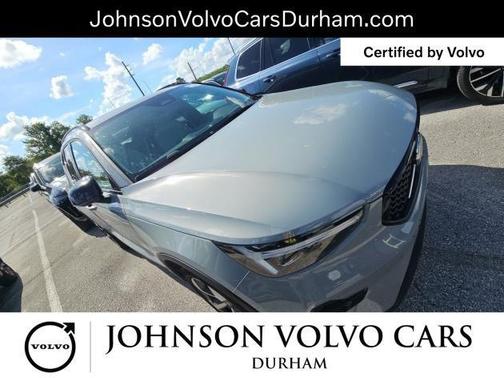 Vapour Grey Metallic 2026 Volvo XC40 Plus, B5 AWD Gas (mild hybrid), Dark