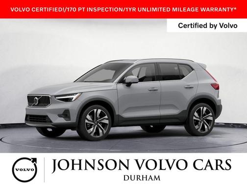 2024 Volvo XC40 B5 Plus Bright Theme