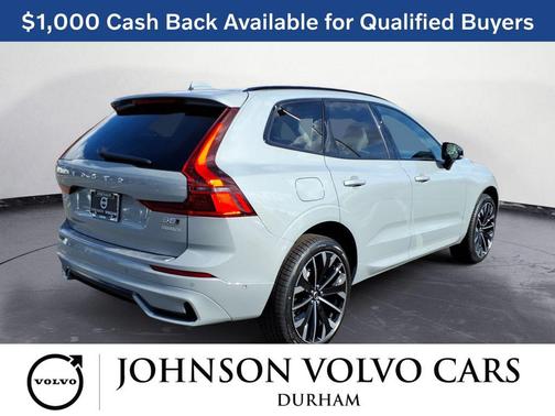 Vapour Grey Metallic 2026 Volvo XC60 B5 Ultra