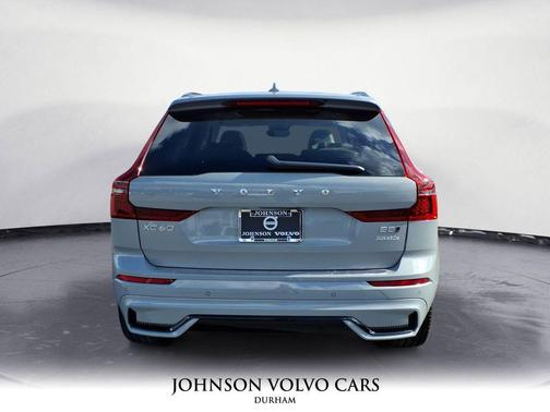 2026 Volvo XC60 B5 Ultra