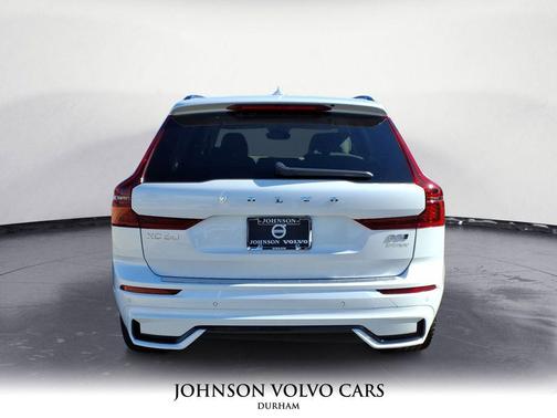 2026 Volvo XC60 B5 Ultra