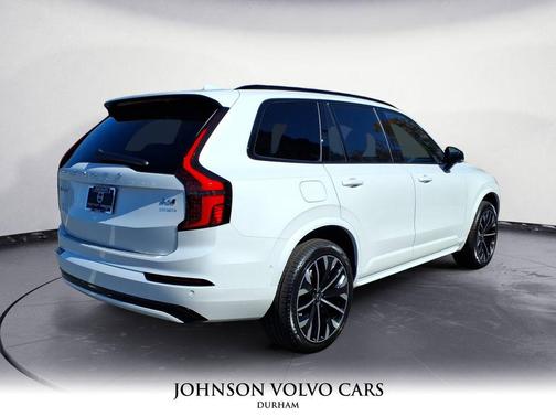 2026 Volvo XC90 B6 Ultra Dark Theme 7-Seater