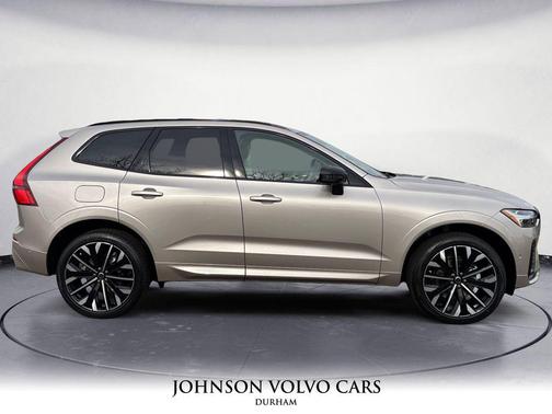 2026 Volvo XC60 B5 Ultra