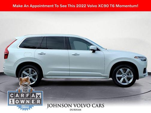2022 Volvo XC90 T6 Momentum