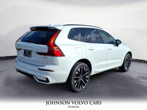 2026 Volvo XC60 B5 Ultra