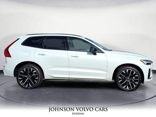 2026 Volvo XC60 B5 Ultra