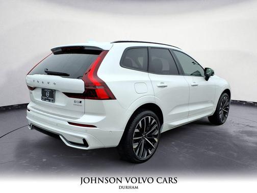 2026 Volvo XC60 B5 Ultra