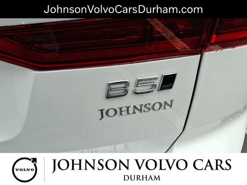 2026 Volvo XC60 B5 Ultra