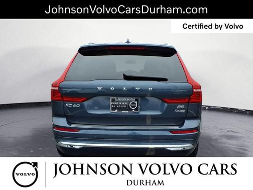 2023 Volvo XC60 B5 Plus Bright Theme