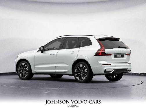 2026 Volvo XC60 B5 Plus
