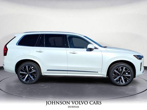 2026 Volvo XC90 B6 Core