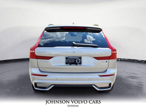 2025 Volvo XC60 B5 Plus