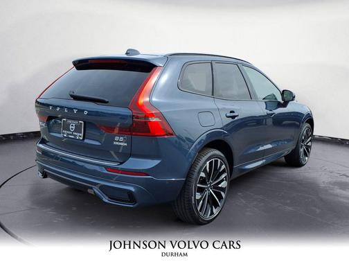 2026 Volvo XC60 B5 Ultra