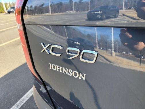 2026 Volvo XC90 Ultra, B5 AWD Gas (mild hybrid), Gasoline, Bright, 6 Seats