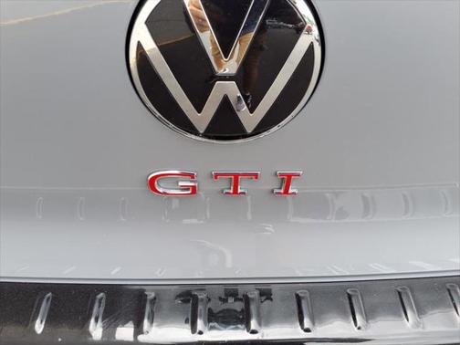 2024 Volkswagen Golf GTI 2.0T S DSG