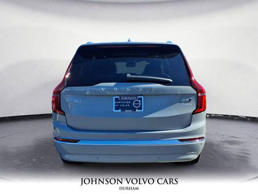 2025 Volvo XC90 B6 Plus 7-Seater