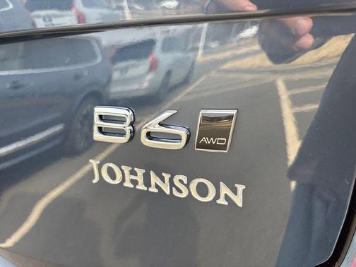 2026 Volvo XC90 Ultra, B6 AWD Gas (mild hybrid), Gasoline, Bright, 6 Seats