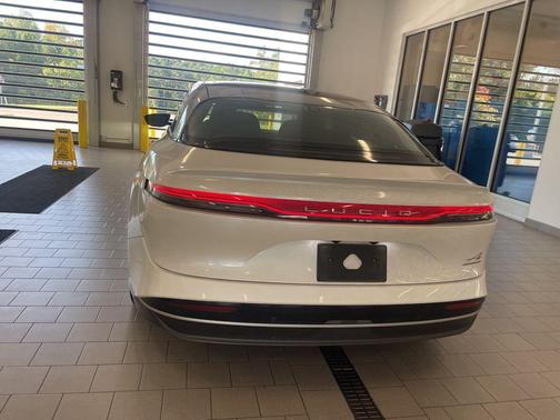 2023 Lucid Air Touring