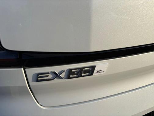 2026 Volvo EX30 Ultra