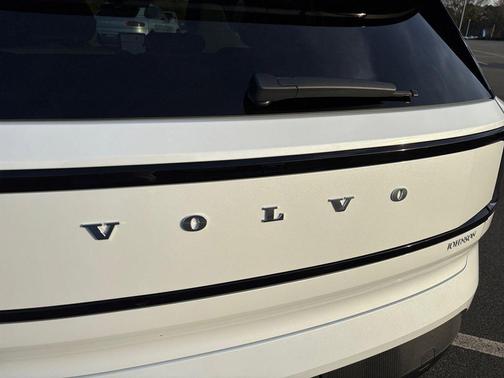 2026 Volvo EX30 Ultra