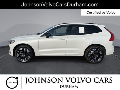 Crystal White Metallic 2026 Volvo XC60 B5 Plus