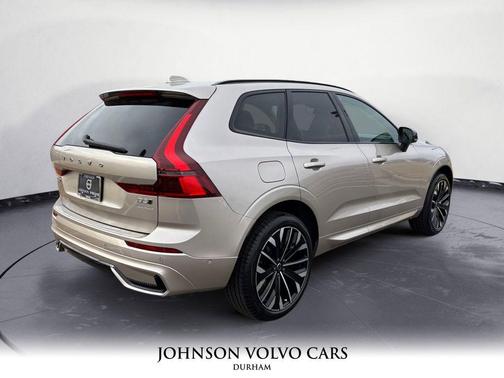 2026 Volvo XC60 B5 Ultra