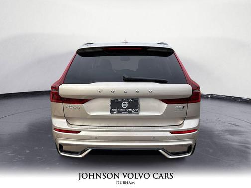 2026 Volvo XC60 B5 Ultra