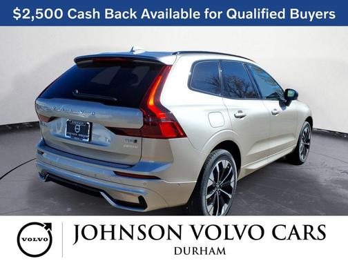 2026 Volvo XC60 B5 Plus