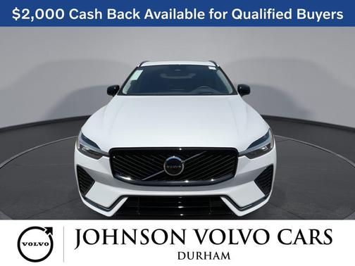 Crystal White Metallic 2026 Volvo XC60 B5 Ultra