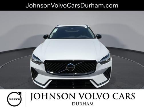 Crystal White Metallic 2026 Volvo XC60 B5 Ultra