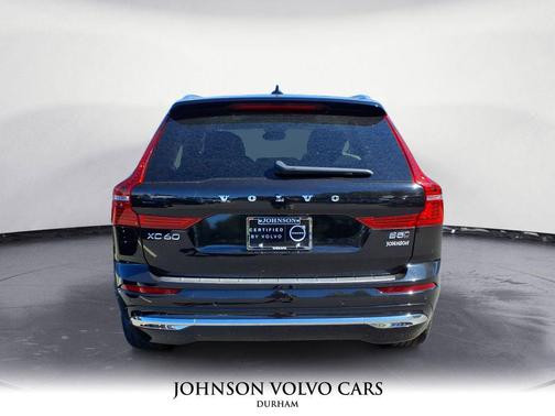 2023 Volvo XC60 B5 Plus Bright Theme