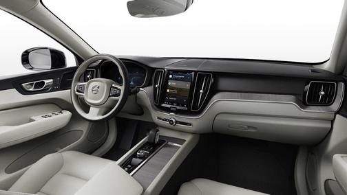 2023 Volvo XC60 B5 Plus Bright Theme