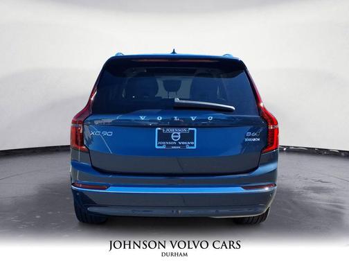2026 Volvo XC90 B6 Ultra 7-Seater