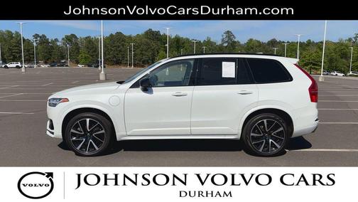 2023 Volvo XC90 Recharge Plug-In Hybrid T8 Ultimate Dark Theme 7-Seater