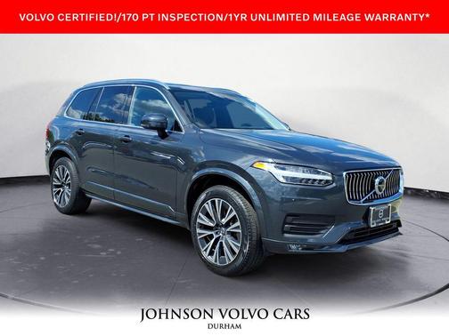 2022 Volvo XC90 T6 Momentum