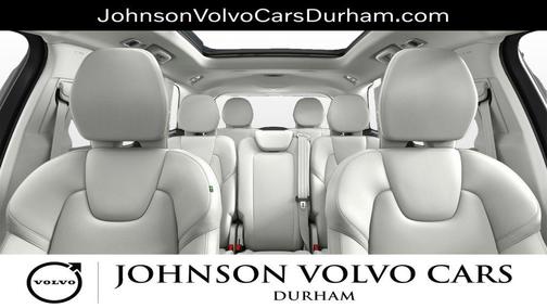 2017 Volvo XC90 T6 Momentum